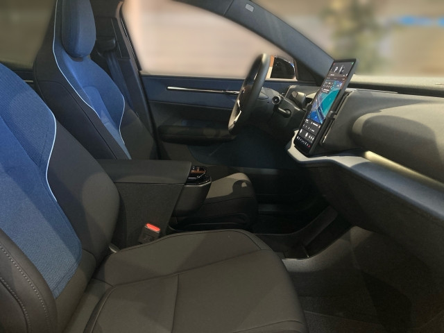 Bild 6: VOLVO PKW EX30 Ultra, Twin Motor Performance, Vollelektrisch