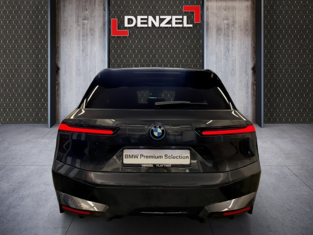 Bild 12: BMW PKW i-Serie iX xDrive40 I20 XE2