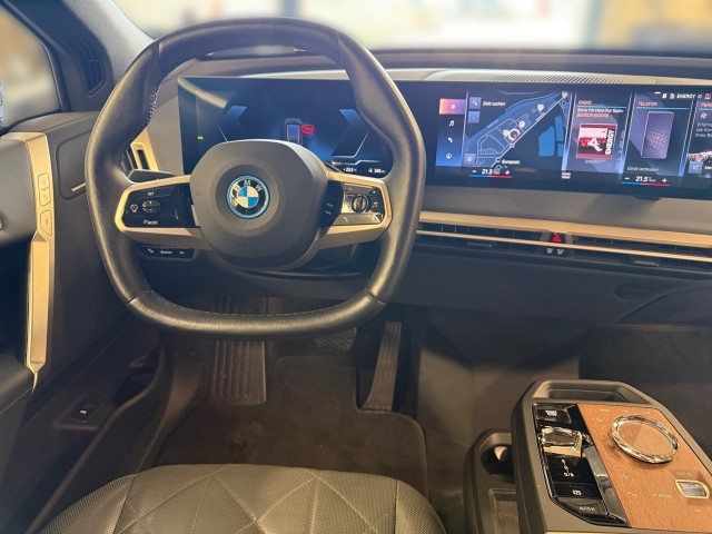Bild 6: BMW PKW i-Serie iX xDrive40 I20 XE2