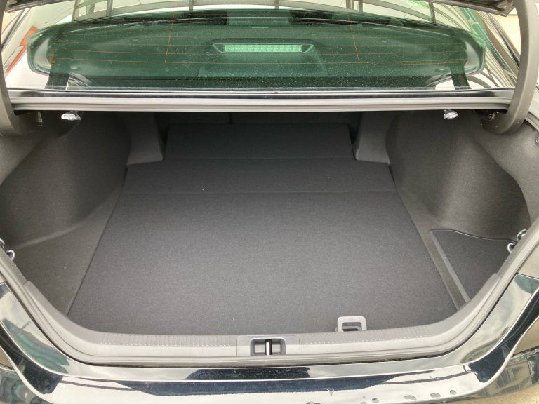 Bild 9: Toyota Camry 2,5 Hybrid Lounge Aut.