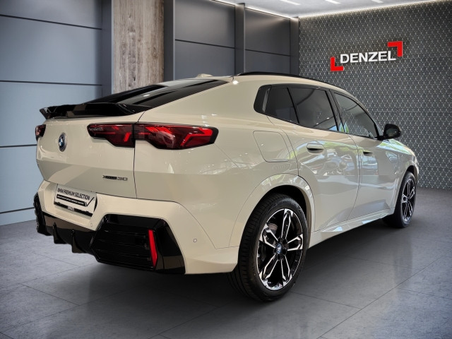 Bild 4: BMW iX2 xDrive30 U10 XE2