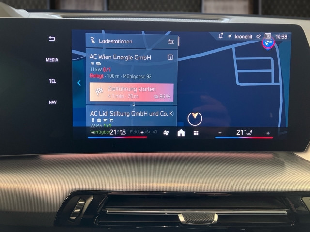 Bild 7: BMW iX1 xDrive30 U11