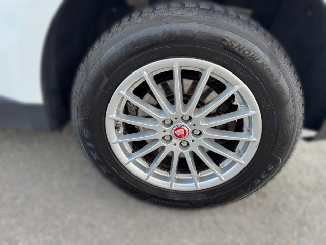 Bild 4: Jaguar F-Pace 20d AWD Pure