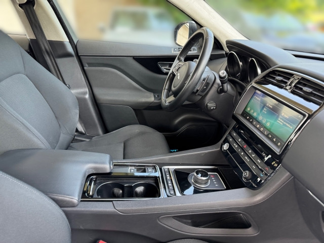 Bild 5: Jaguar F-Pace 20d AWD Pure