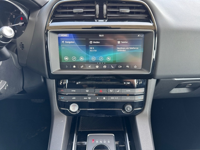 Bild 7: Jaguar F-Pace 20d AWD Pure