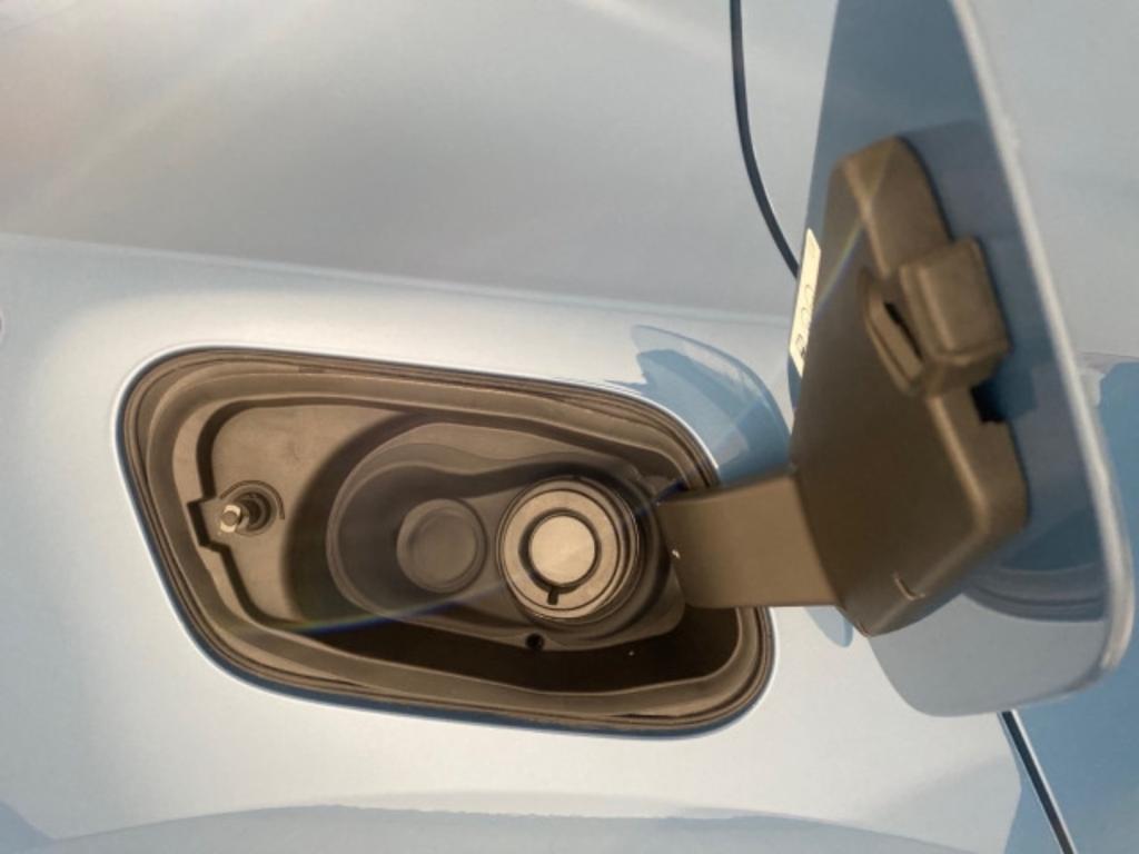 Bild 4: VOLVO PKW XC40 B4 MHEV Core