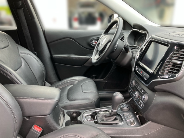 Bild 5: Jeep Cherokee MCA 2,2 Die