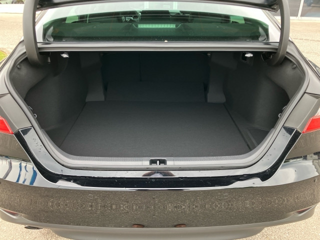 Bild 9: Toyota Camry
