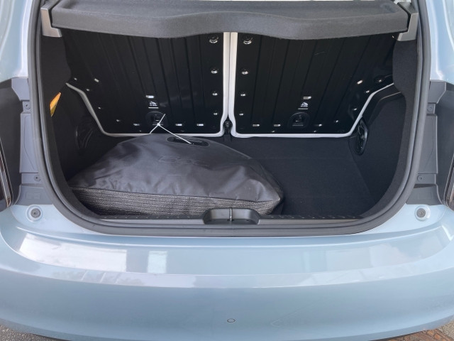Bild 9: Fiat 500 BEV La Prima Hatchback