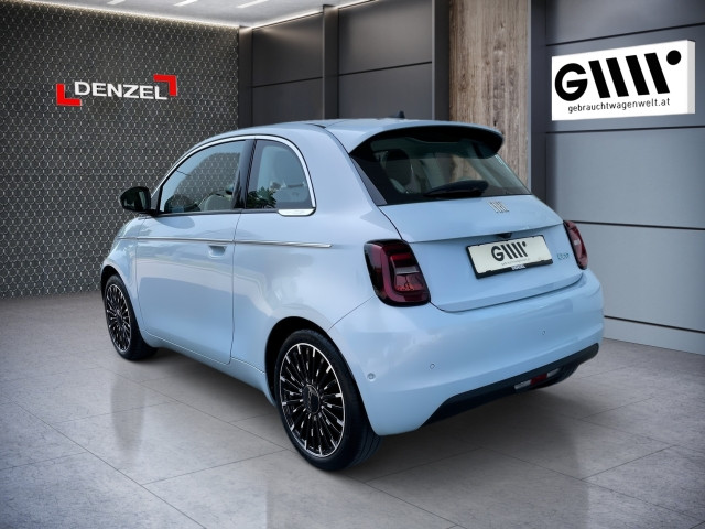 Bild 2: Fiat 500 BEV La Prima Hatchback
