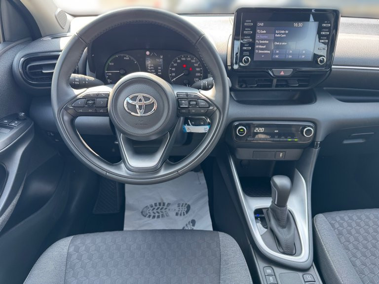 Bild 6: Toyota Yaris - 1,5 l Hybrid, 5-türig, Active