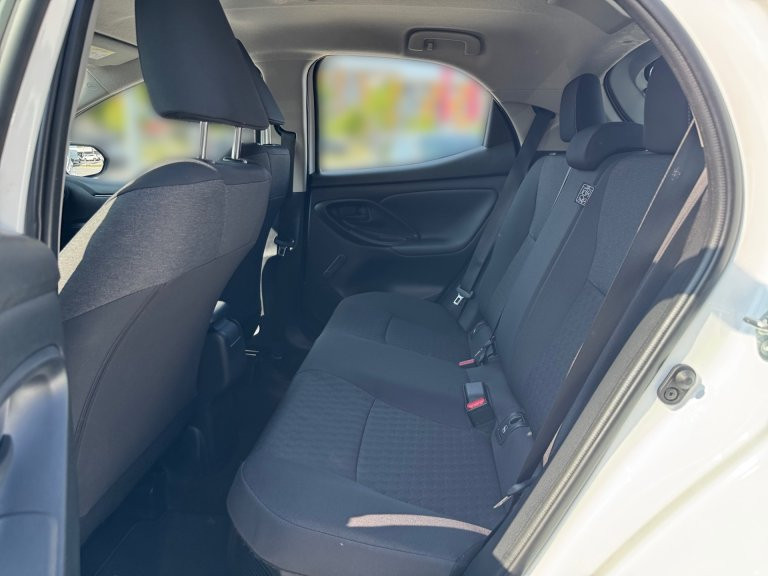 Bild 8: Toyota Yaris - 1,5 l Hybrid, 5-türig, Active