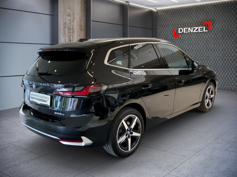 Bild 3: BMW 225e xDrive Active Tourer U06 XB2