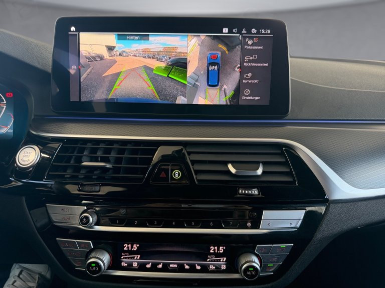 Bild 13: BMW 540i 48 V Touring xD