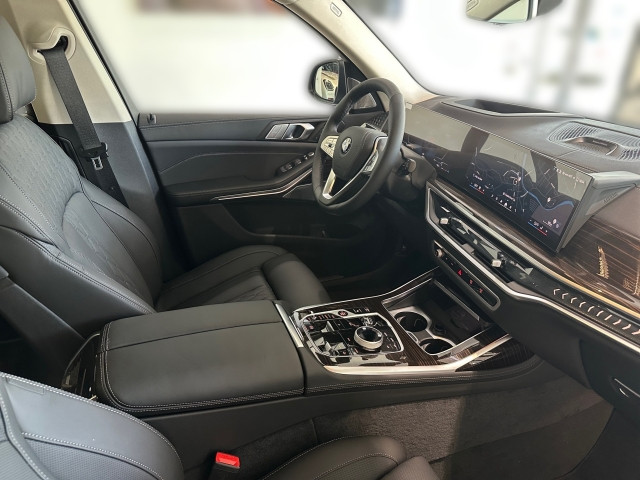 Bild 10: BMW X7 xDrive40d G07 B57