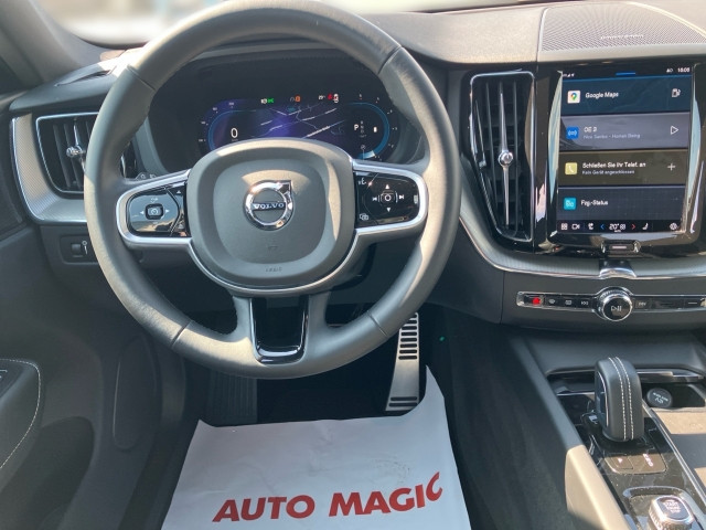 Bild 12: VOLVO PKW XC60 B4 Plus Dark AWD Geartronic