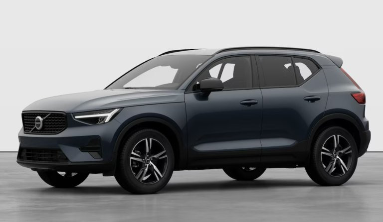 Bild 0: VOLVO PKW XC40 Plus, B3 Mild Hybrid, Benzin, Dark