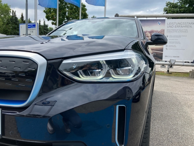 Bild 3: BMW iX3 G08 HA0