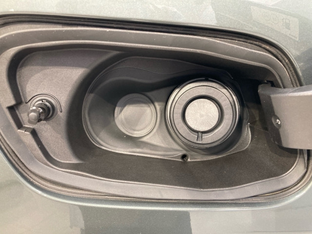 Bild 9: VOLVO PKW XC40 Plus, B3 Mild Hybrid, Benzin, Dark