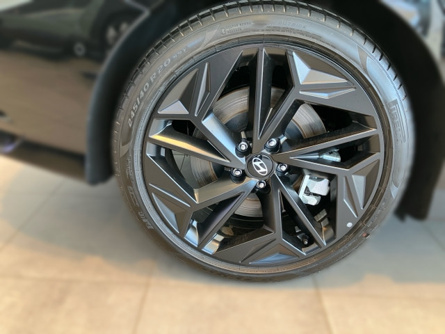 Bild 4: Hyundai IONIQ 6 BLACK Edition 77,4 kWh