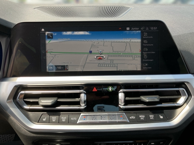 Bild 7: BMW 330i Aut.