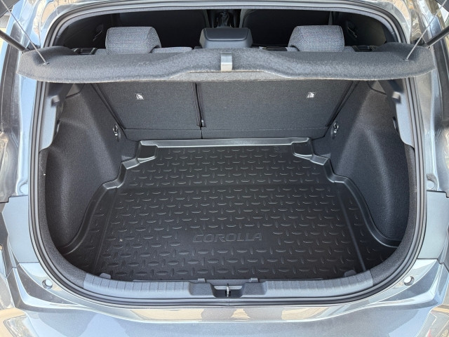 Bild 9: Toyota Corolla HB 140PS 1,8 Active Drive