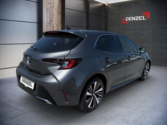 Bild 3: Toyota Corolla HB 140PS 1,8 Active Drive