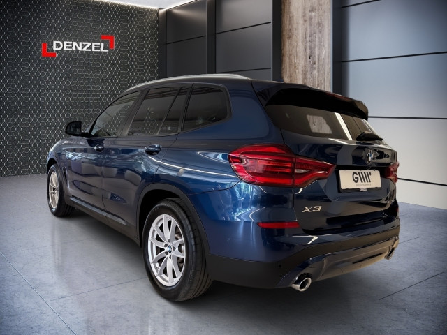 Bild 2: BMW X3 xDrive30e PHEV Au