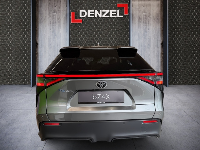 Bild 9: Toyota Bz4X 2WD + Comfort Paket