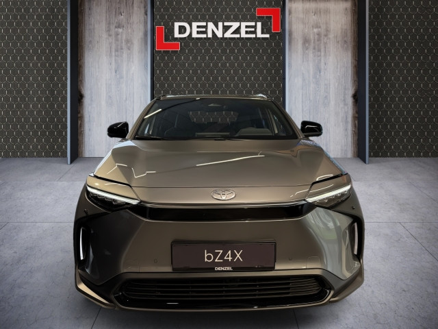 Bild 11: Toyota Bz4X 2WD + Comfort Paket