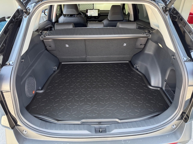 Bild 8: Toyota RAV4 HEV 222PS 4WD VIP