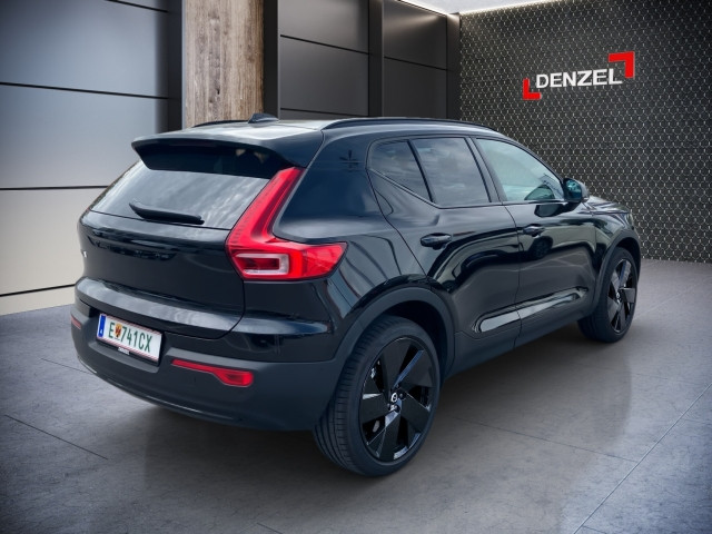 Bild 3: VOLVO PKW EX40 Black Edition Ultra, Twin Motor Performance, Vollelektr