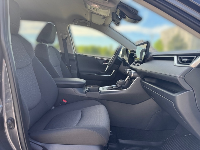 Bild 5: Toyota RAV 4 - 2,5 l Hybrid 4x4 Active Drive