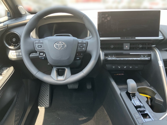 Bild 6: Toyota C-HR - 2,0 l Plugin 4x2  Lounge CVT