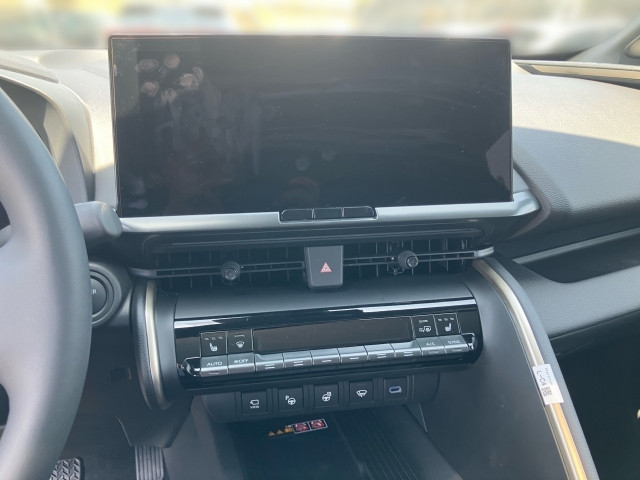 Bild 7: Toyota C-HR - 2,0 l Plugin 4x2  Lounge CVT