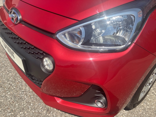 Bild 11: Hyundai i10 1,0 Edition 25