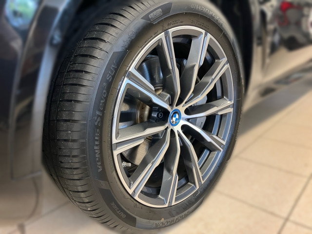 Bild 4: BMW X5 xDrive50e G05 XB1