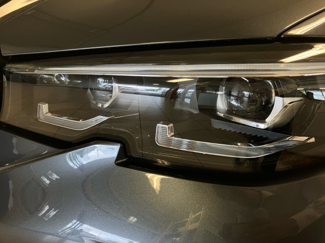 Bild 11: BMW 320e PHEV xDrive Tou