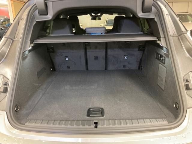 Bild 5: BMW PKW i-Serie iX xDrive45 I20