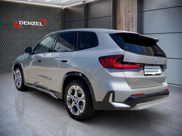 Bild 2: BMW iX1 xDrive30 U11