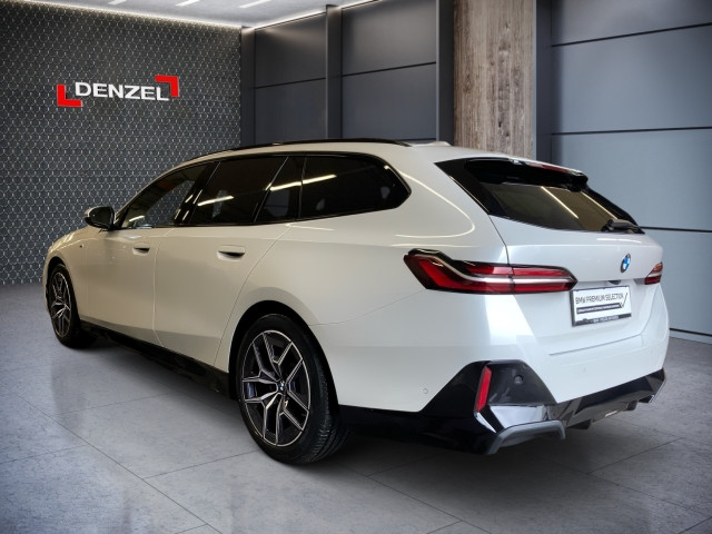 Bild 2: BMW 520d xDrive Touring G61 B47