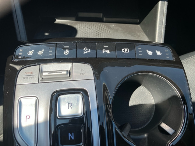 Bild 8: Hyundai Tucson 1,6 T-GDi 4WD MT GLS
