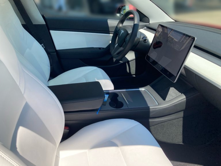 Bild 5: Tesla Model 3 Long Range AED 75kWh