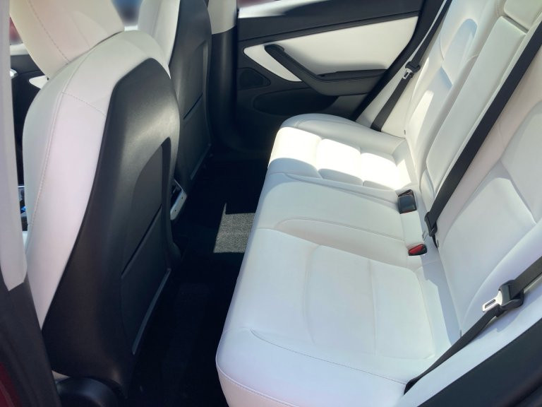 Bild 8: Tesla Model 3 Long Range AED 75kWh