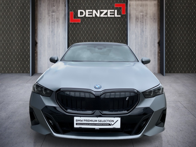 Bild 12: BMW i5 xDrive40 Limousine G60