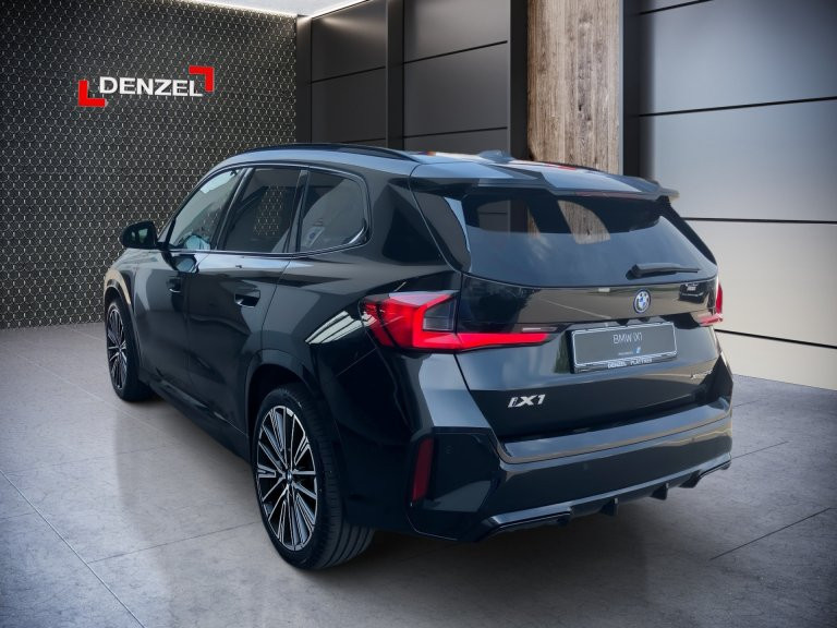 Bild 10: BMW iX1 xDrive30 U11