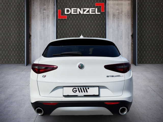 Bild 10: Alfa Alfa Stelvio 2,0 200 PS ATX AWD Super