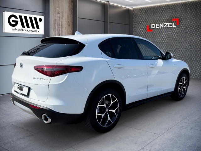 Bild 3: Alfa Alfa Stelvio 2,0 200 PS ATX AWD Super