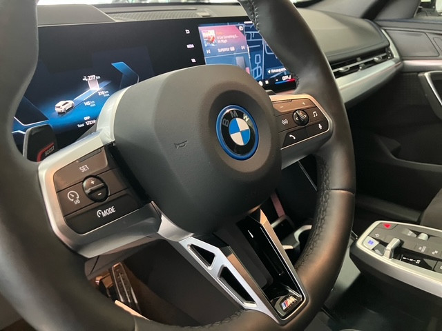 Bild 6: BMW iX1 xDrive30 U11
