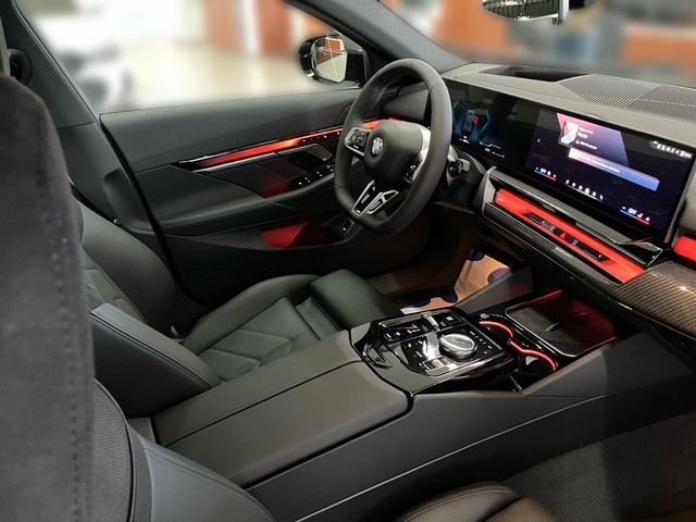 Bild 5: BMW 520d xDrive Touring G61 B47